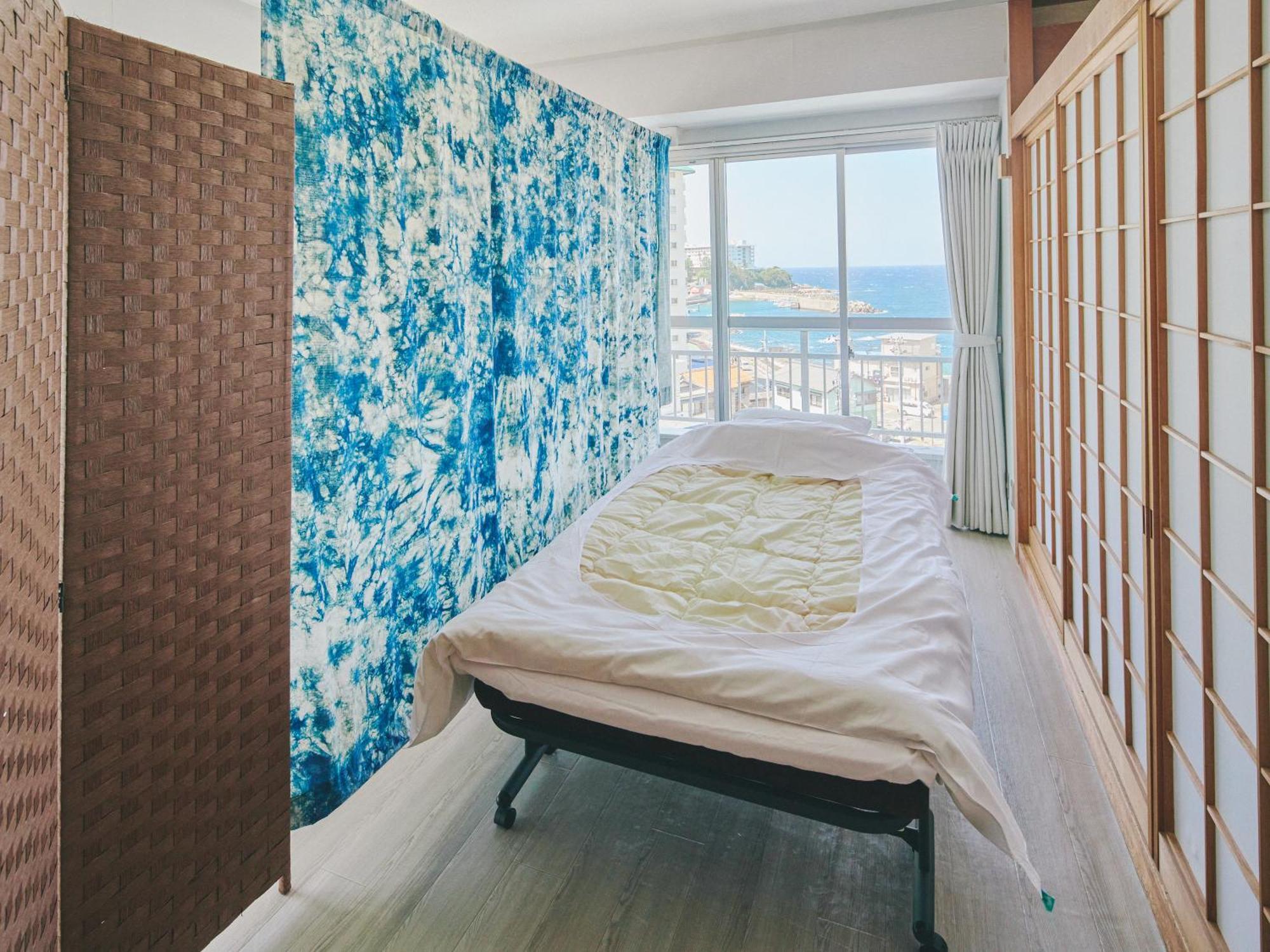 Апартаменты Guest Living Mu Nanki Сирахама Экстерьер фото